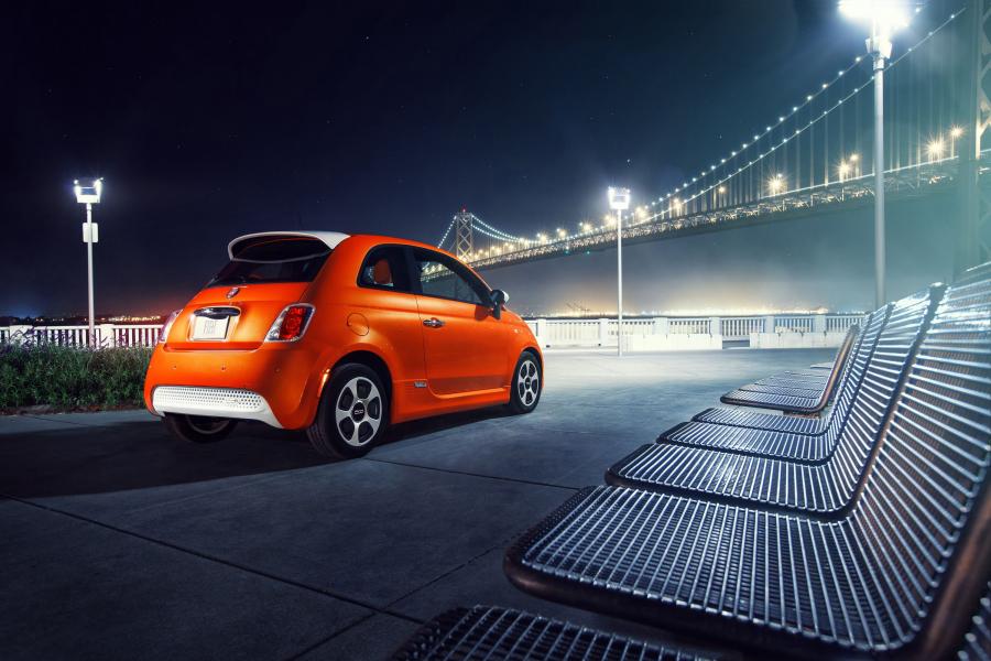  Fiat 500e 2013 года  (US) (фото 36 из 37)